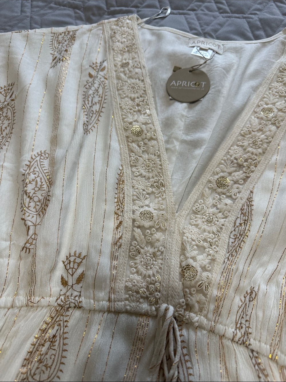 Sz M Apricot Cream Gold Foil Tassel Embroidered Sequin V-Neck Boho Midi Dress - Picture 3 of 10